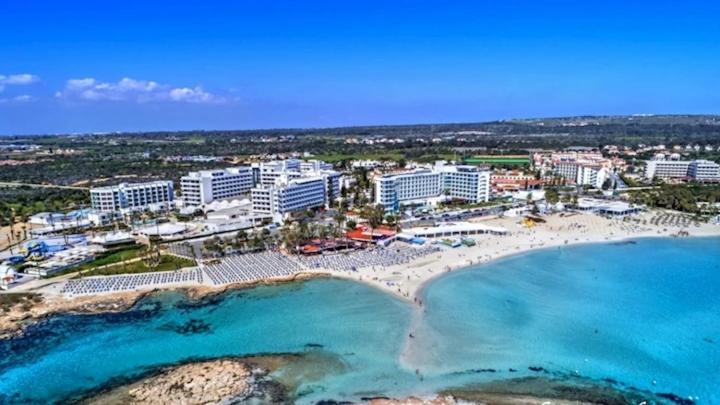 Nissi 3 Amazing Sea View Apartment Aya Napa Dış mekan fotoğraf